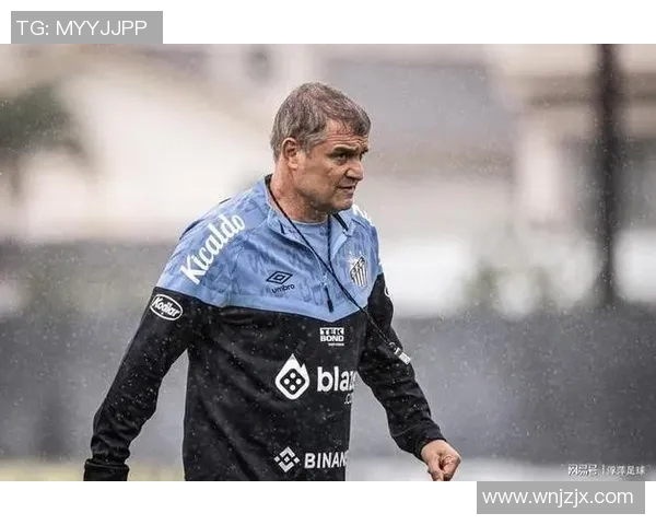 足球明星中那些名字带有迪字的传奇人物与他们的辉煌成就回顾